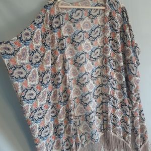 Paisley print kimono with fringe